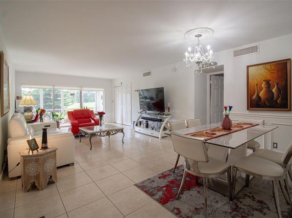 3150 N Palm Aire Dr APT 103