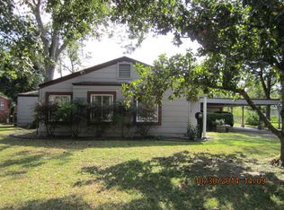 1108 E Miller St, Angleton, TX 77515