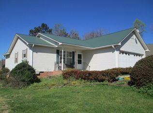 215 Arphenia Dr, West Union, SC 29696