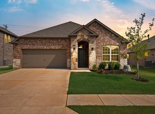 10401 Table Bluff St, Aubrey, TX 76227