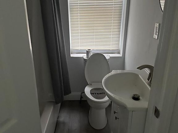 4th image of 2145 N 29th St