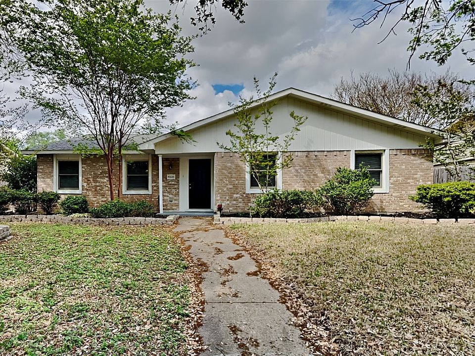 1st image of 1437 Everglades Dr