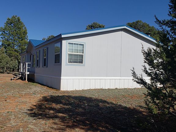 3rd image of 3051 Pinewood Dr