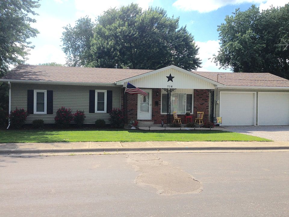 1st image of 716 N Chiles St
