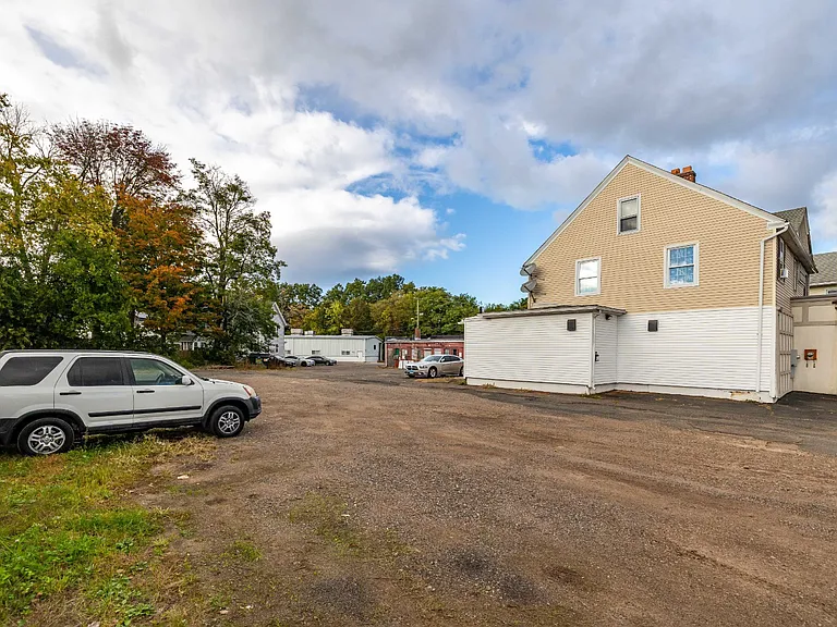 1260 Main St #204 — Photo 25
