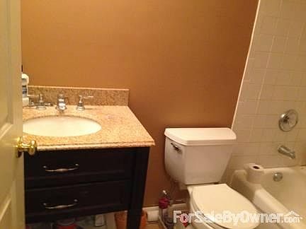 2nd bathroom upstairs