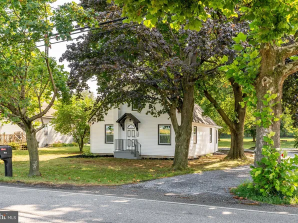 1638 S Forge Rd, Palmyra, PA 17078