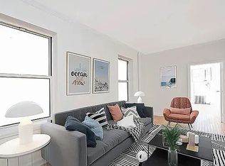 95 E 7th St APT 10, New York, NY 10009
