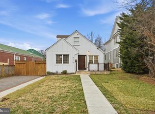 4719 25th St N, Arlington, VA 22207