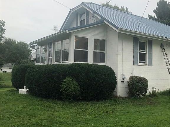 2nd image of 8890 Scott St