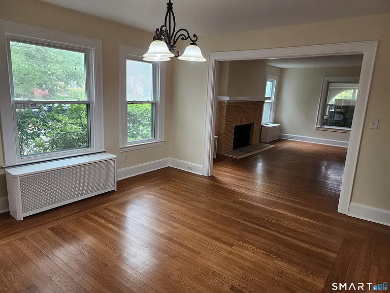 380 McKinley Ave #1 — Photo 12