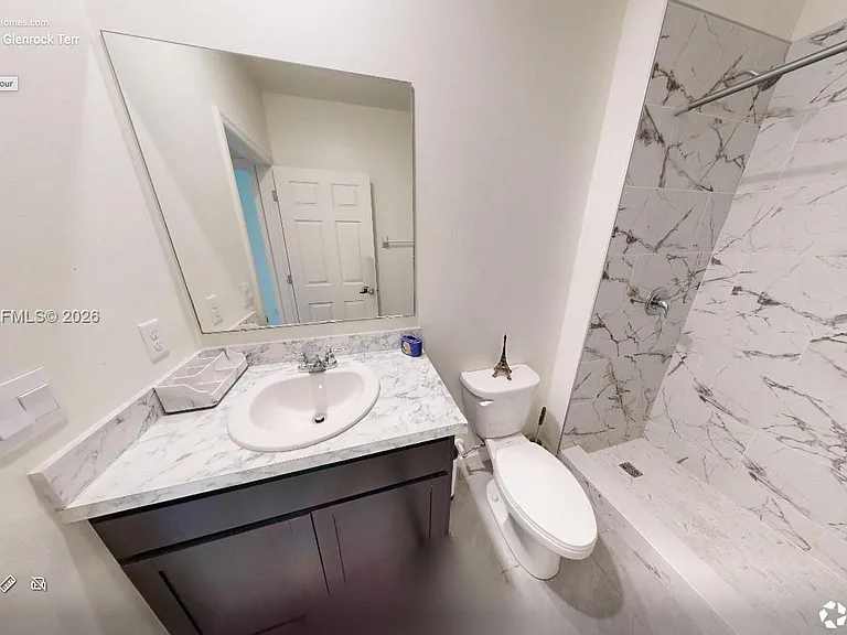 2137 SE Glenrock Ter — Photo 17