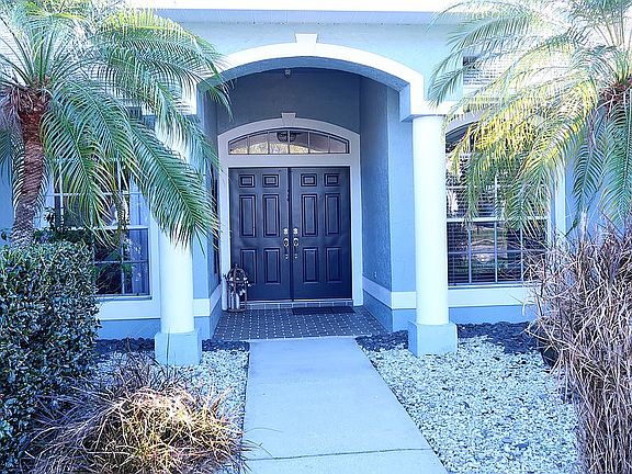 4th image of 210 Water View Ct