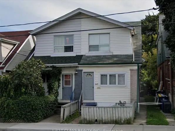 2471 Gerrard St E, Toronto, ON M4E 2G3
