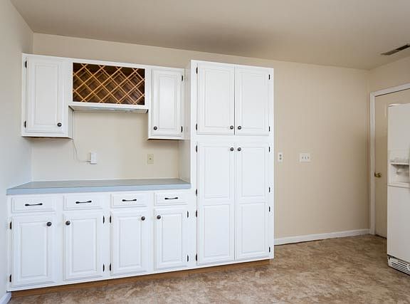 5th image of 2591 Oak Grv