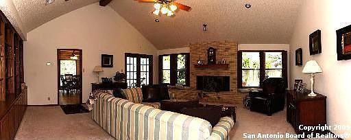 3rd image of 216 Robledo Verde St