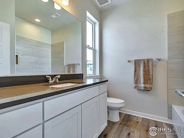 526 Meridian Ln — Photo 25