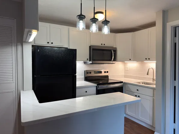 255 Medford St APT 6, Somerville, MA 02143