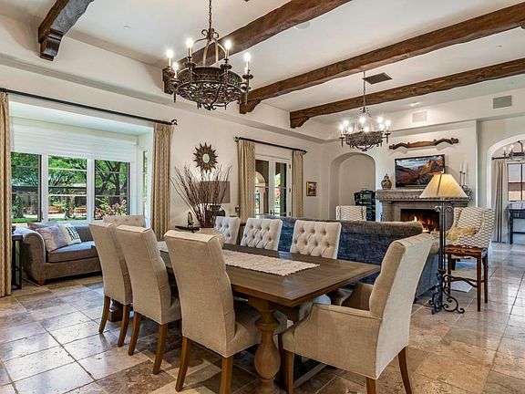 Spacious Great Room