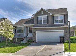 5319 S 195th St, Omaha, NE 68135