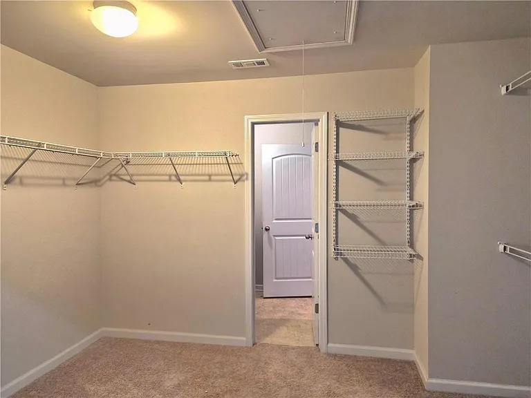 4138 Two Bridge Dr — Photo 11