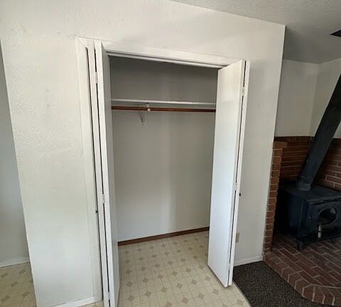 3rd image of 209 S Yellowstone Ave APT B