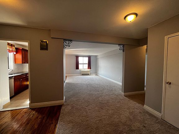 2nd image of 830 Howard Ave APT 5H