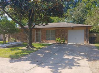 9107 Glen Shadow Dr, Houston, TX 77088