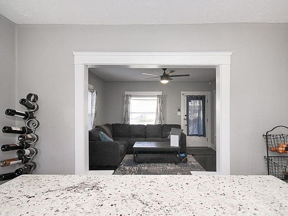 5th image of 1294 Nicholson Ave