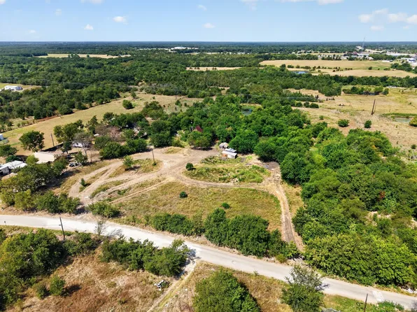 9784 Taylor Dr, Quinlan, TX 75474