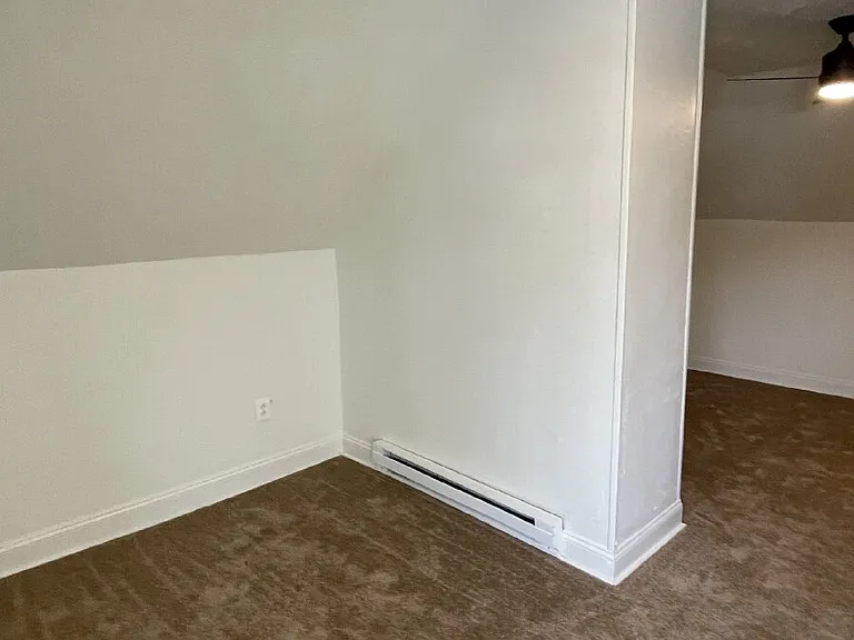 319 N Balph Ave — Photo 8