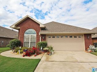2075 Edgewood Dr, Moody, AL 35004