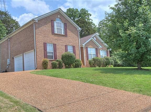 2nd image of 304 Baronswood Dr
