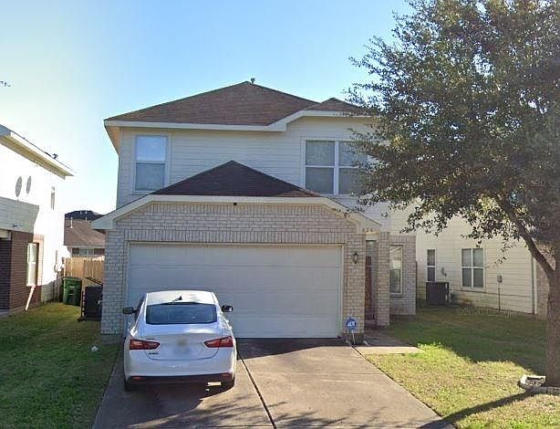 1st image of 826 Blanchard Hill Ln