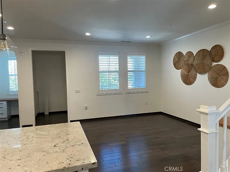 1412 El Paseo — Photo 8