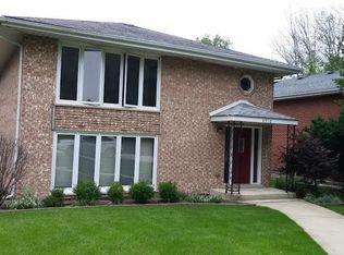 4912 Center Ave #2, Lisle, IL 60532