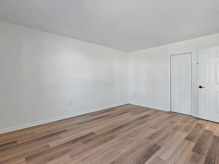 2494 Etiwan Ave #K11 — Photo 21