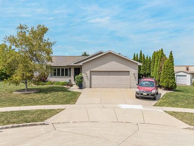 365 Lilac St, Oshkosh, WI, 54902