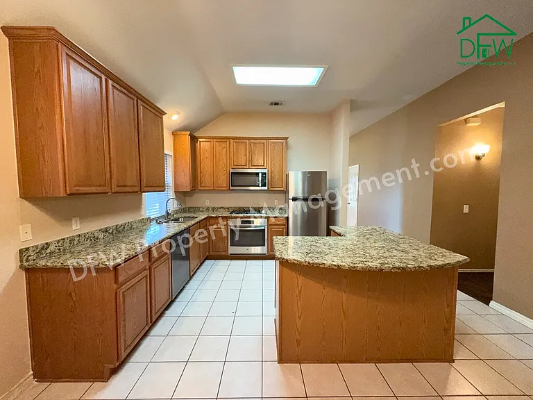 3024 Peppercorn Dr — Photo 8