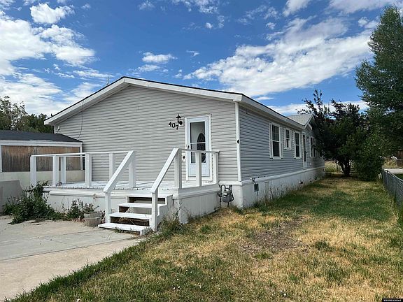 2nd image of 407 Susie Ave