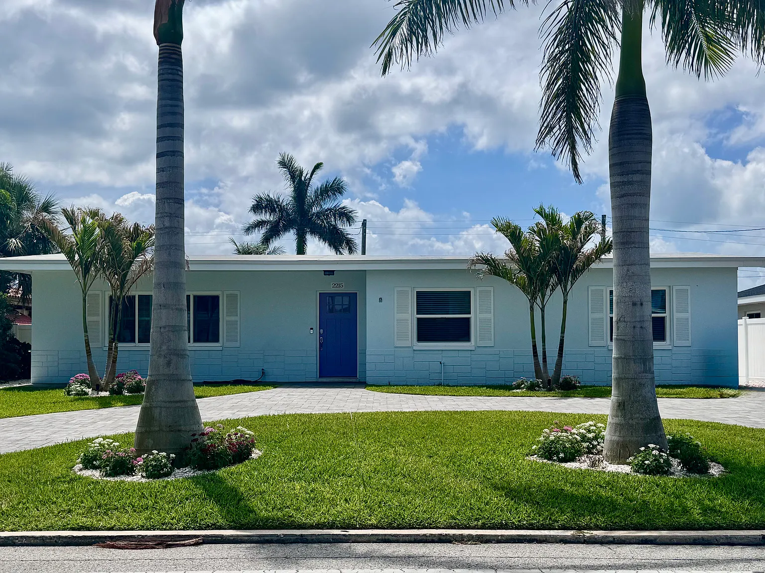 3 bed, 1541 sqft, $4,900 — Photo 1