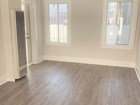 2nd image of 1819 E 4th St APT 14