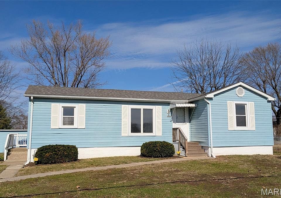 1st image of 1403 Wilson St