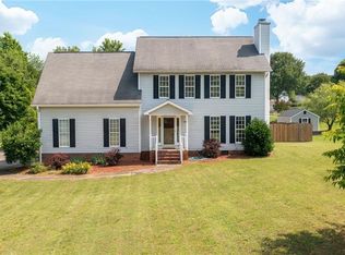 131 Hickory Creek Ct, Winston Salem, NC 27107