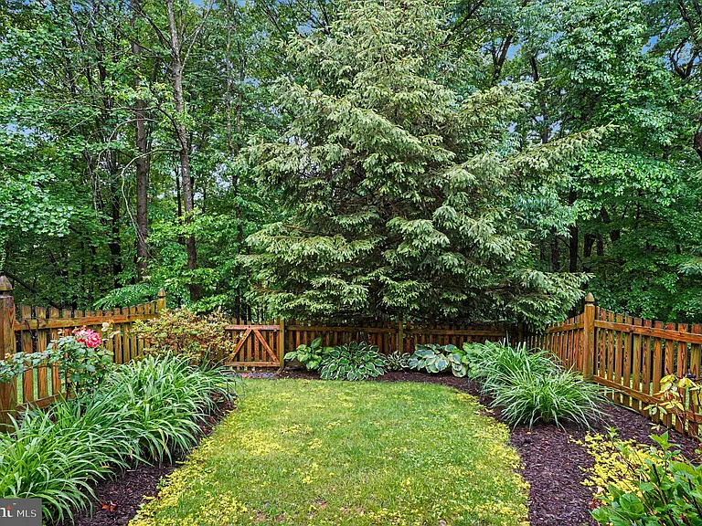 20 Culmore Ct — Photo 34