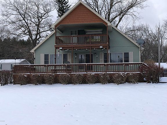 3rd image of 260 Morse Dr