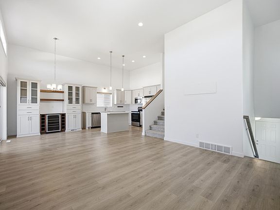 5th image of 3851 19th St S