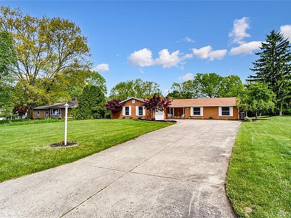 5th image of 56 Williamsburg Ln