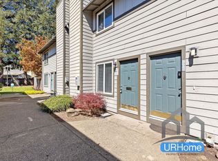 Discover Your Ideal Home $1799 2bd 1.5ba Beautiful Townhouse In SE Portland, Portland, OR 97233