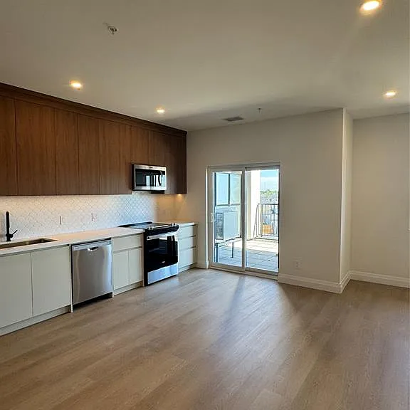 4400 Laurier Pkwy #470 — Photo 6